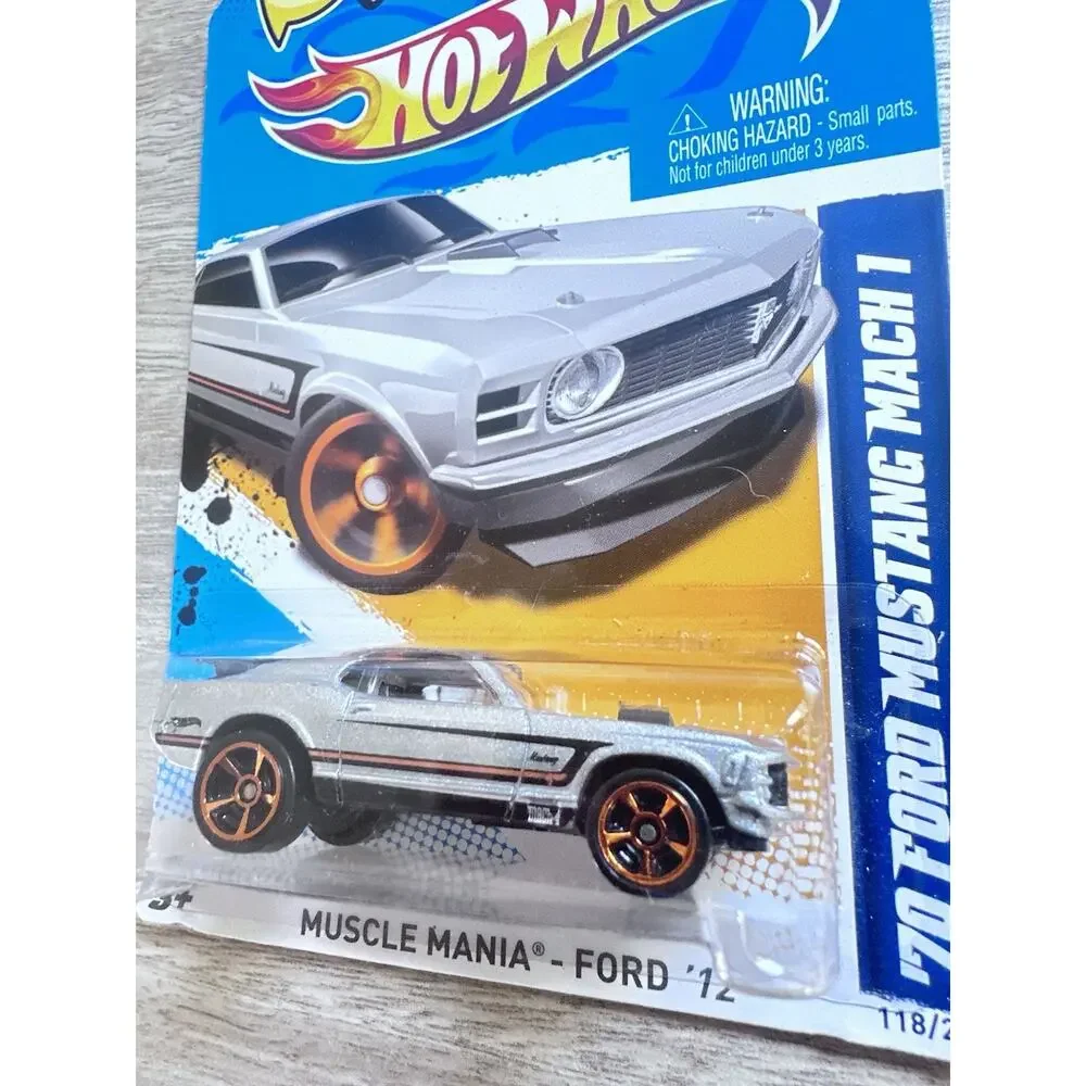 Hot Wheels 2012 Muscle Mania ‘70 Ford Mustang 8/10 New